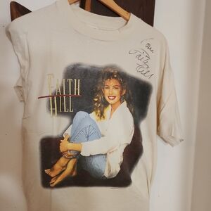 Vintage Faith Hill Graphic T-Shirt * Signed. Size XL